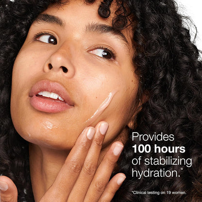 Clinique Moisture Surge 100H Auto-Replenishing Hydrator Oil-Free Face Moisturizer with Hyaluronic Acid, Aloe Bioferment and Vitamins C + E, 50ml