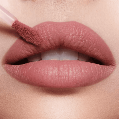 Charlotte Tilbury Airbrush Flawless Lip Blur Liquid Lipstick, Soft Pink, 0.22 fl oz (6.8 ml)